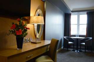Отель Midlands Park Hotel Порт-Лиише Семейный номер (для 2 взрослых и 2 детей)-6