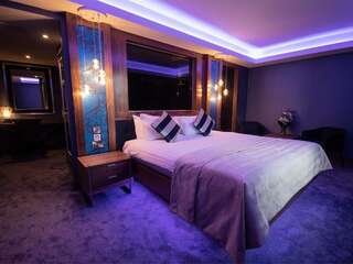 Отель Midlands Park Hotel Порт-Лиише Couples Deluxe Room-2